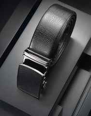 Adjustable from 28" to 44" Waist