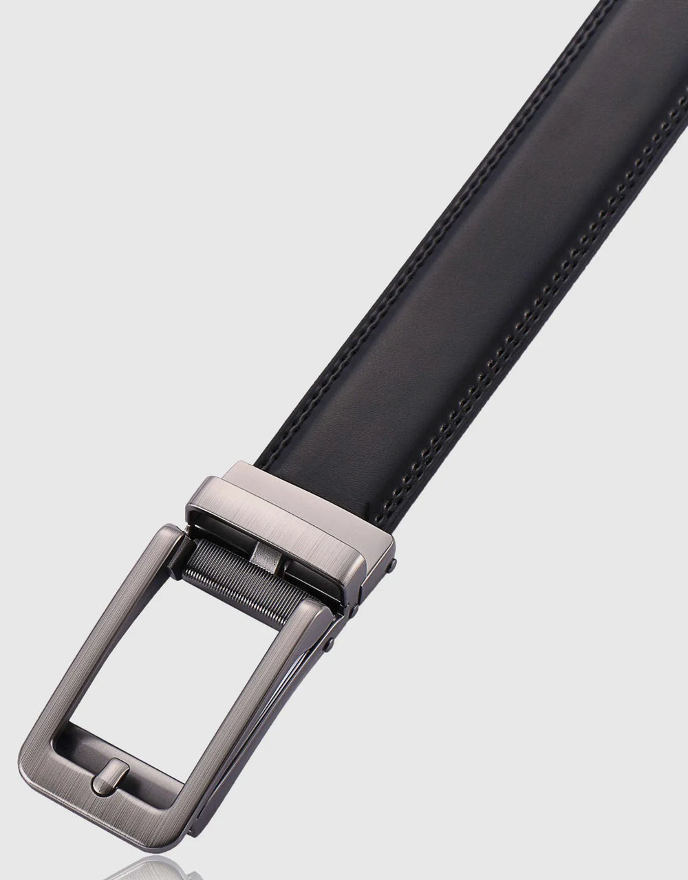 Adjustable from 28" to 44" Waist