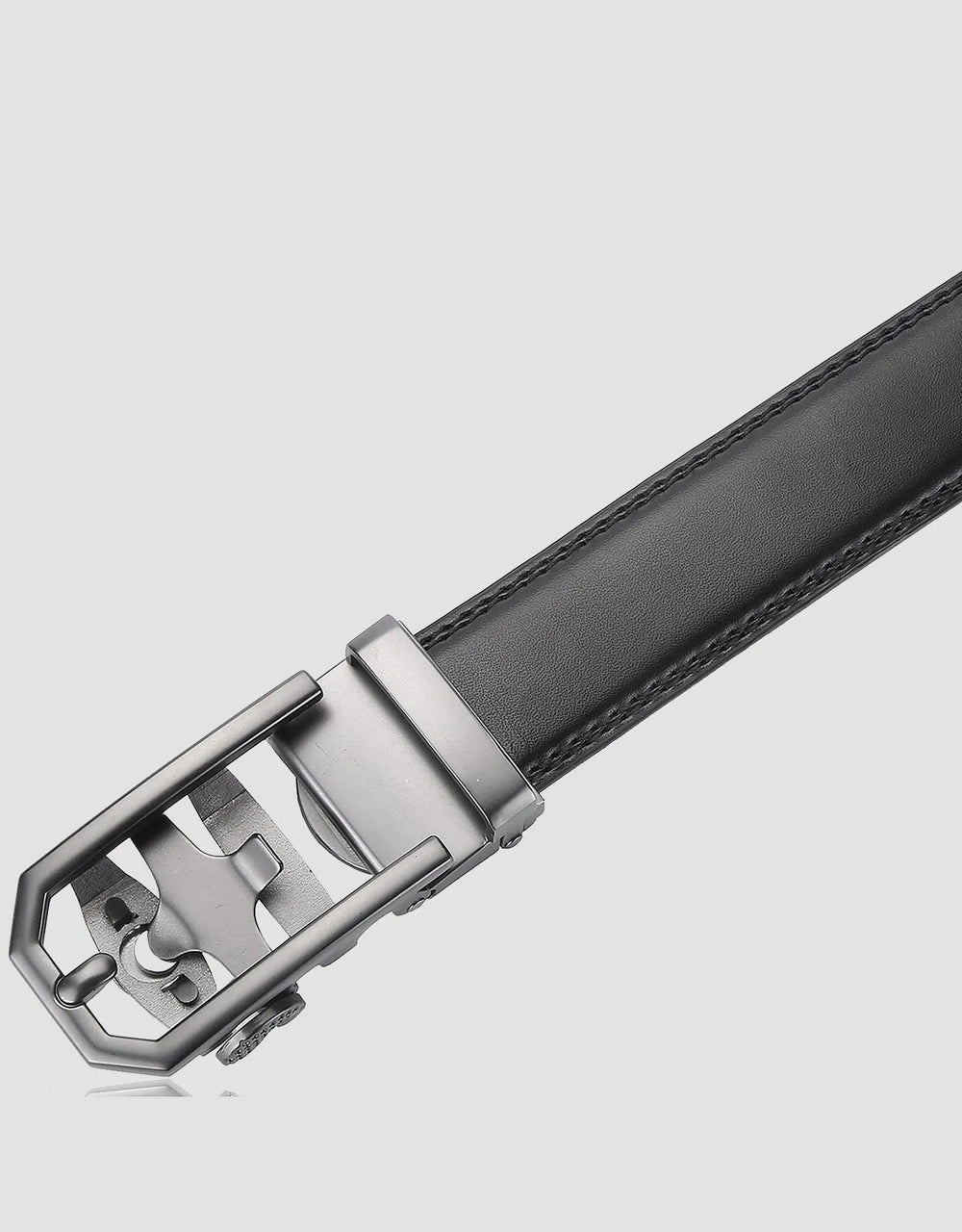 Adjustable from 28" to 44" waist