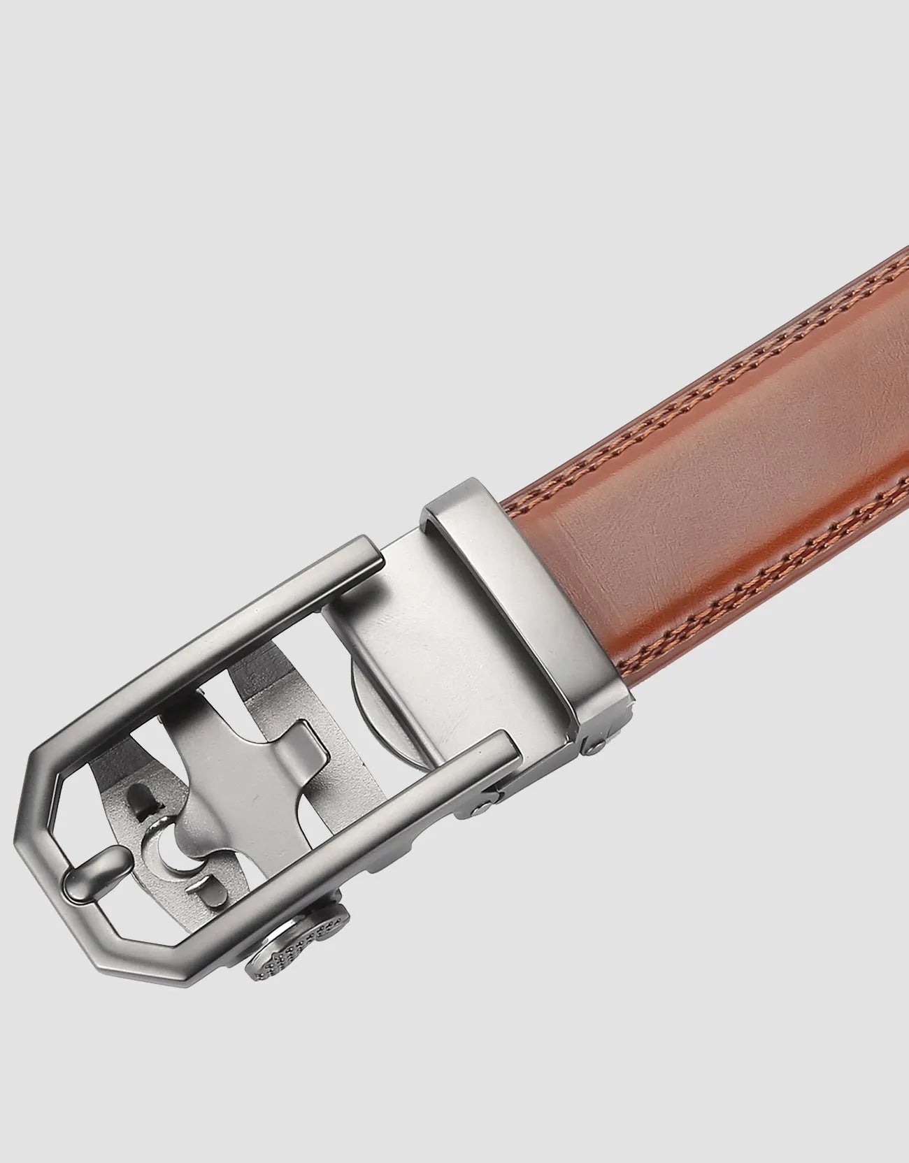 Adjustable from 28" to 44" waist