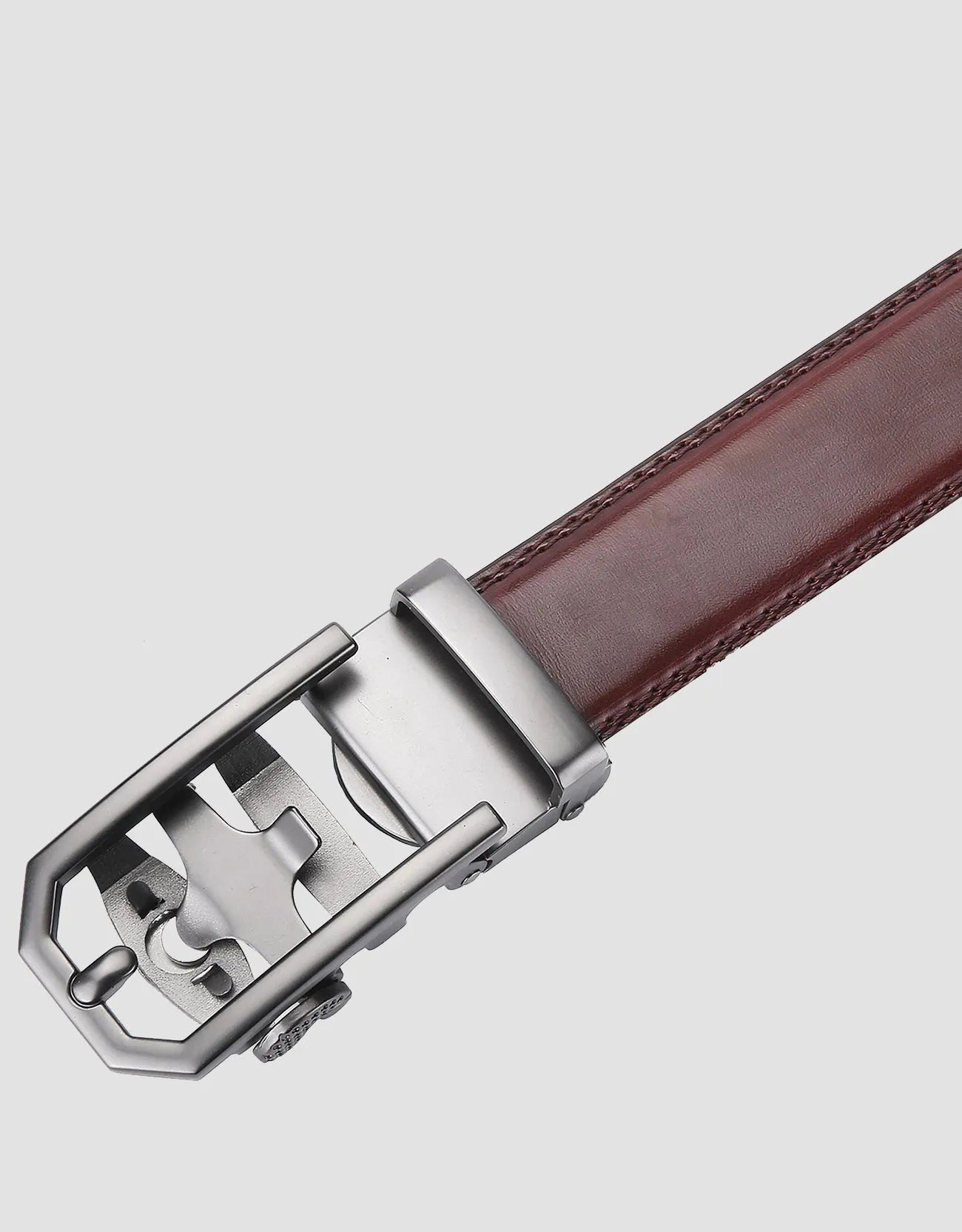 Adjustable from 28" to 44" waist