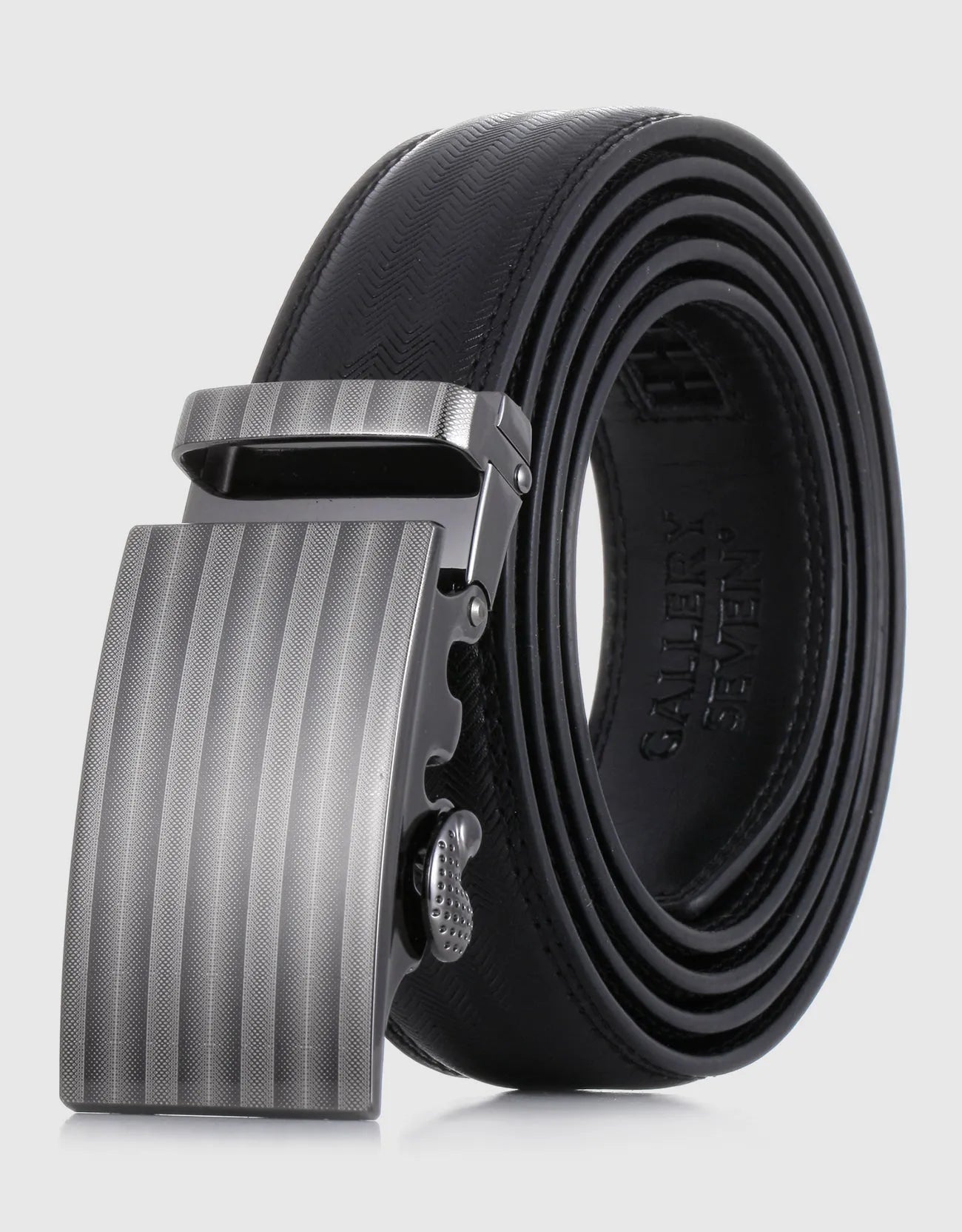 Adjustable from 28" to 44" Waist