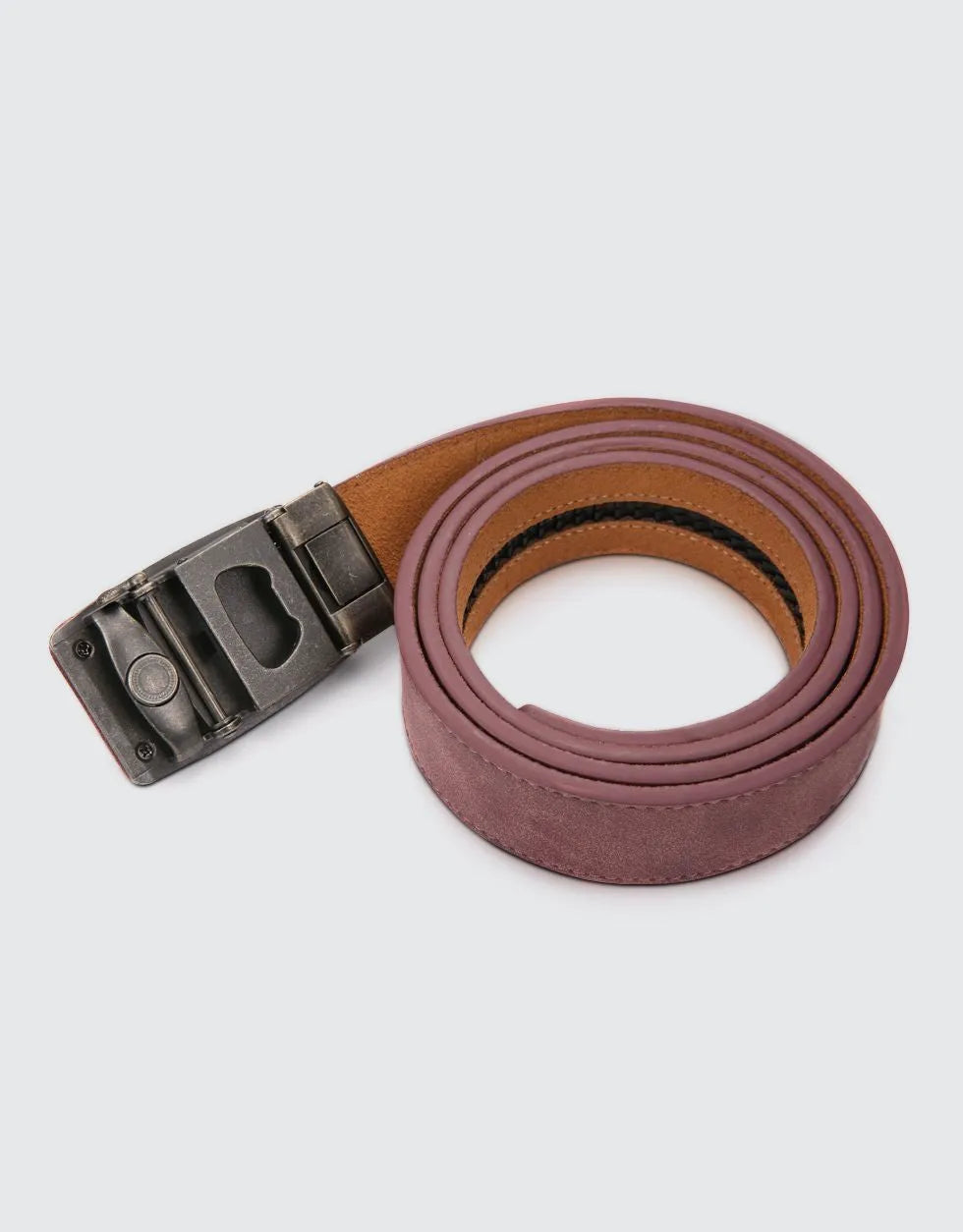 Adjustable from 28" to 44" Waist