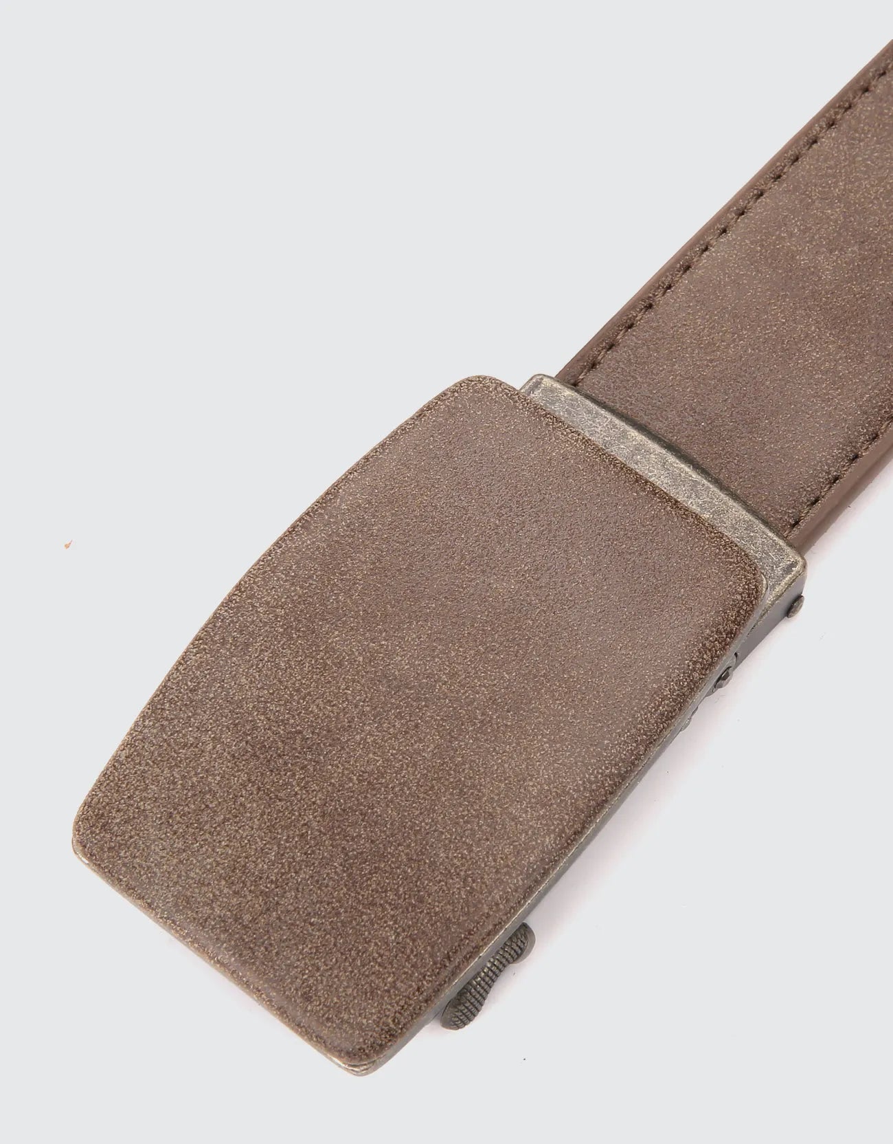 Adjustable from 28" to 44" Waist