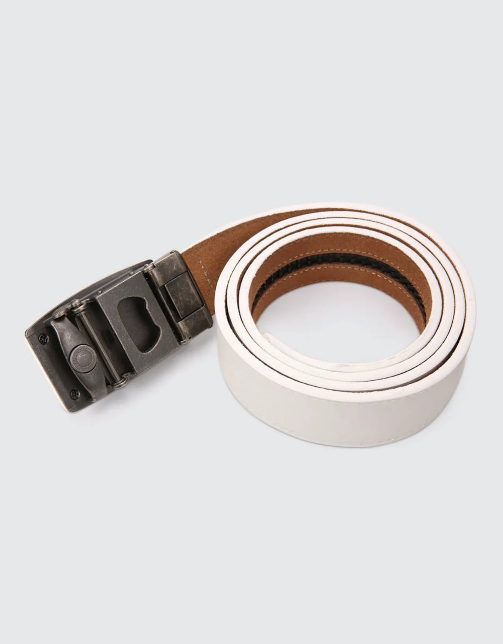 Adjustable from 28" to 44" Waist