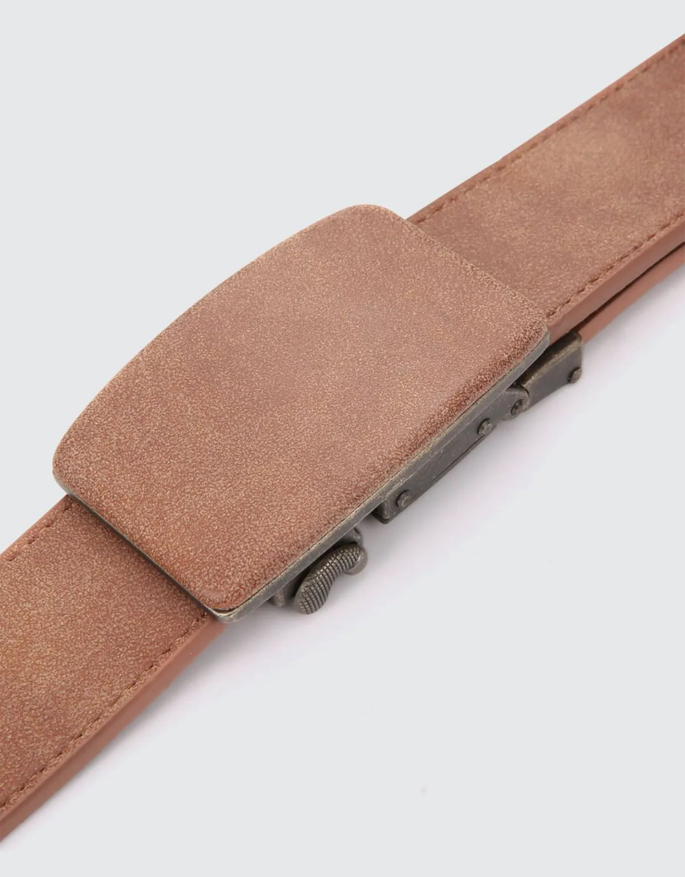 Adjustable from 28" to 44" Waist
