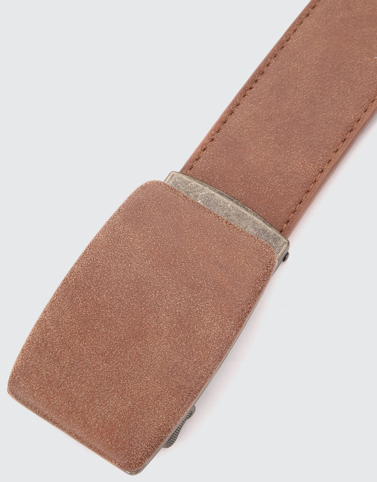 Adjustable from 28" to 44" Waist