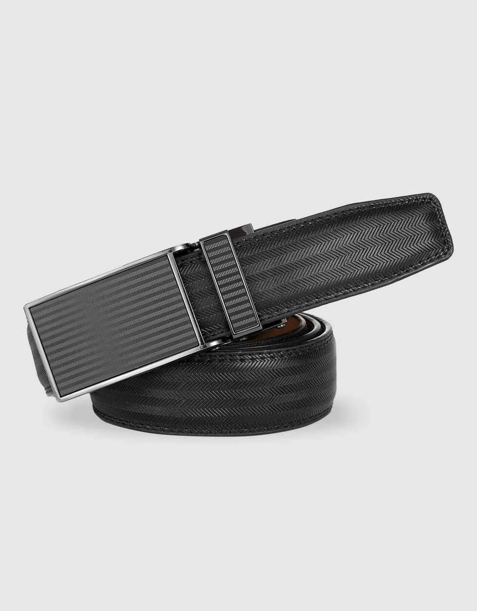 Adjustable from 28" to 44" Waist
