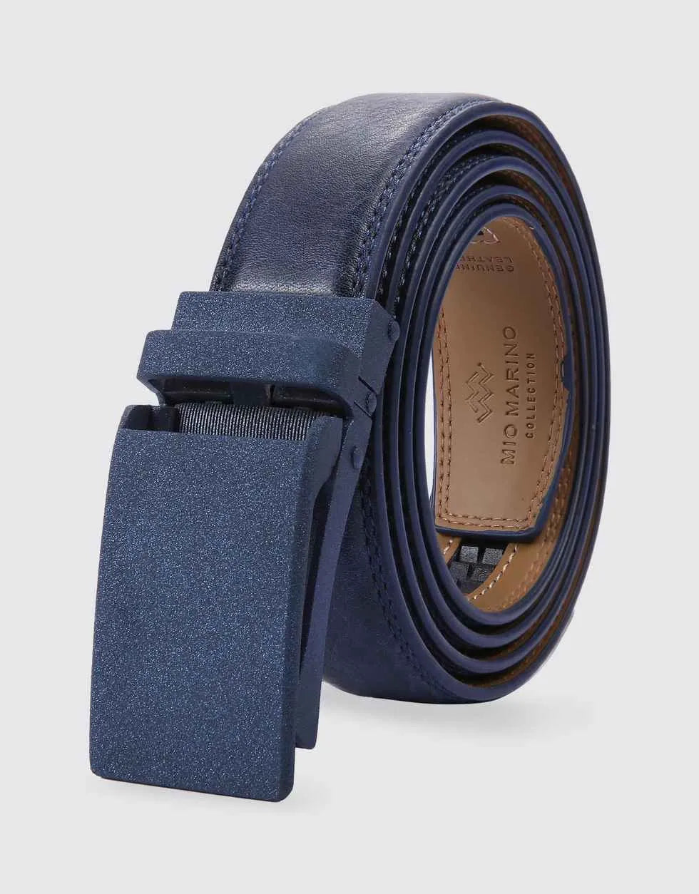 Adjustable from 28" to 44" Waist