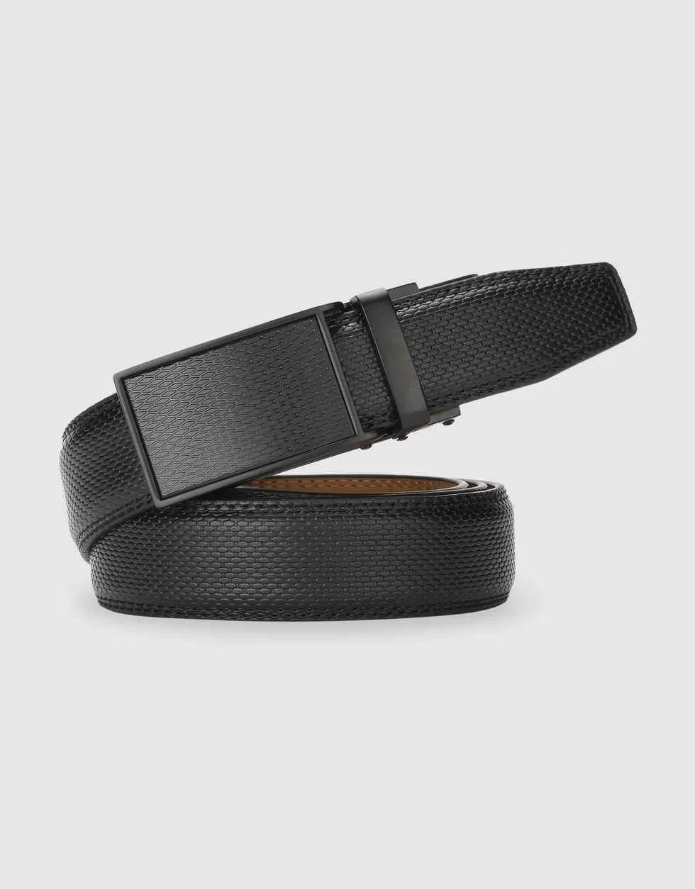 Adjustable from 28" to 44" Waist