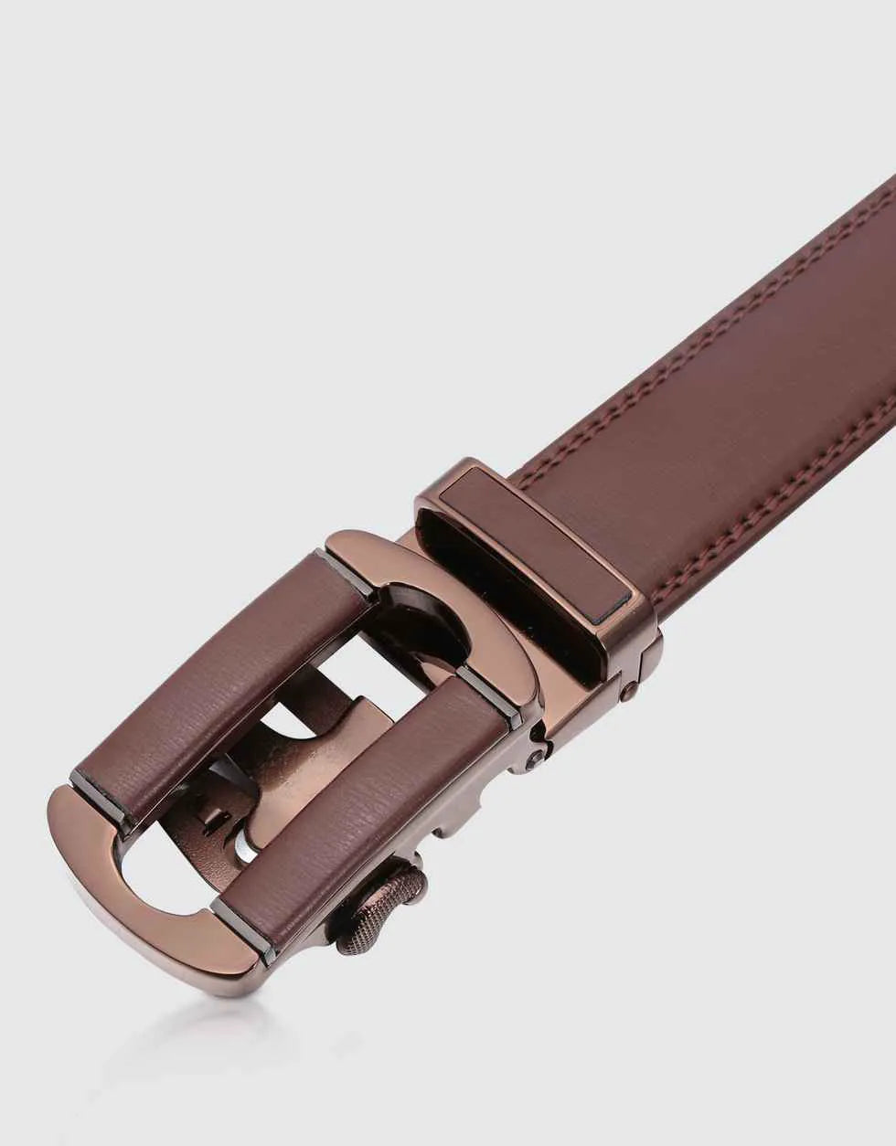 Adjustable from 28" to 44" Waist