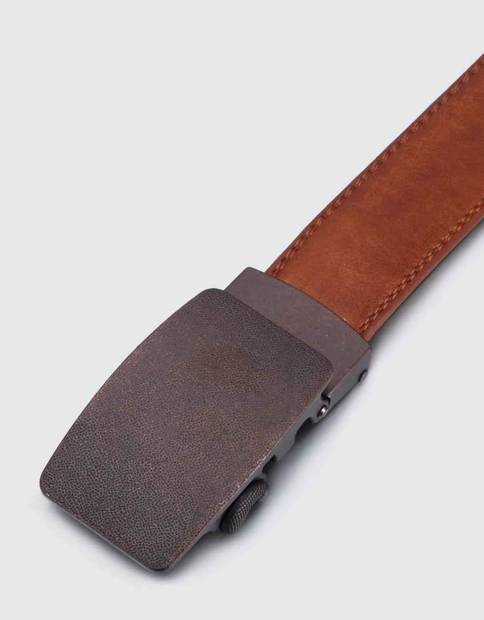Adjustable from 28" to 44" Waist
