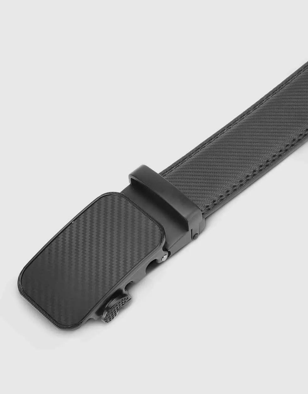 Adjustable from 28" to 44" Waist