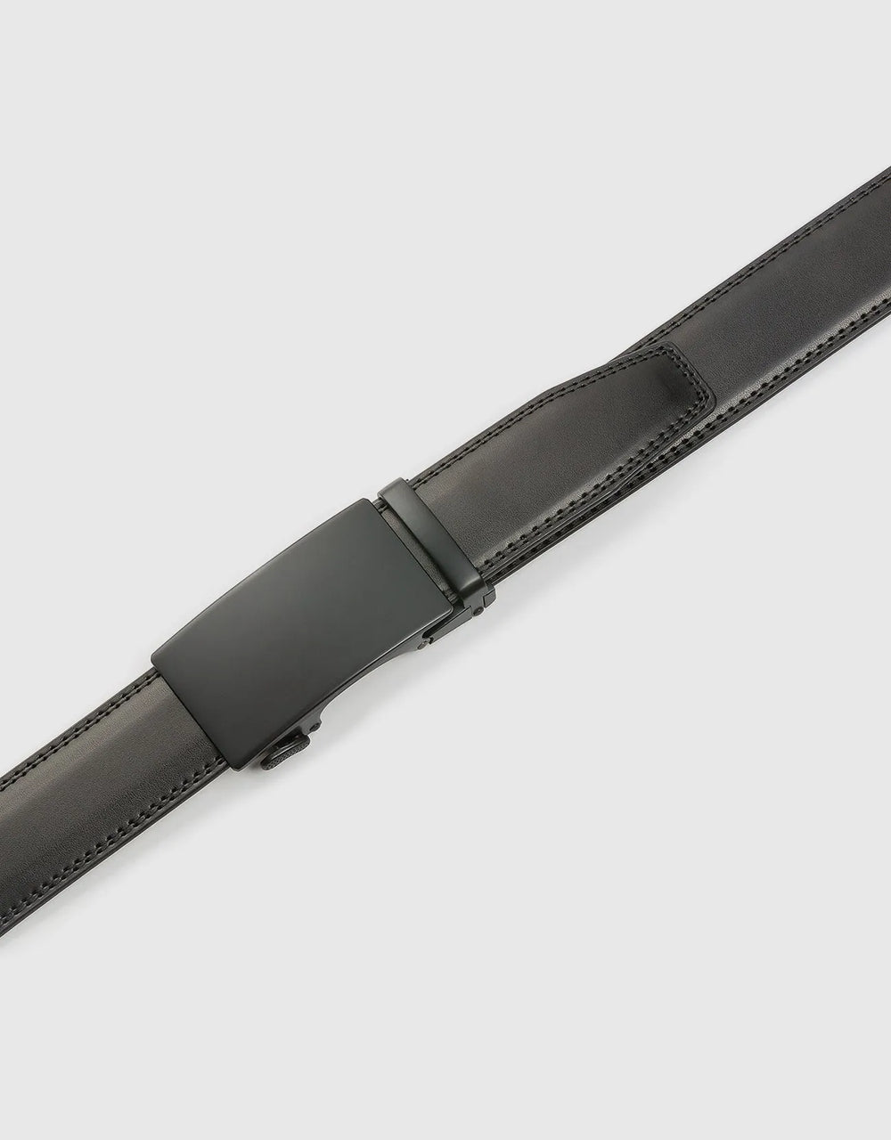 Adjustable from 28" to 44" Waist