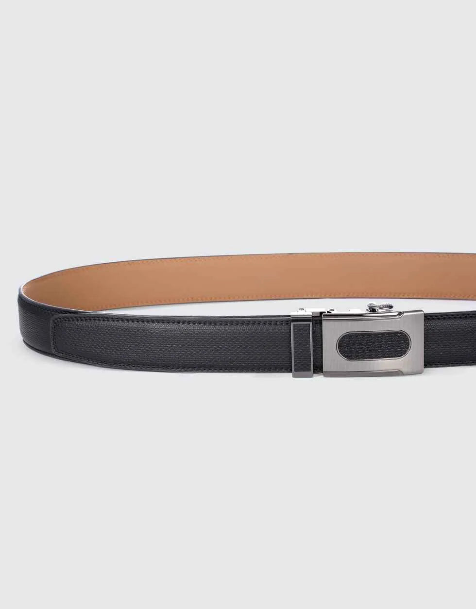 Adjustable from 28" to 44" Waist
