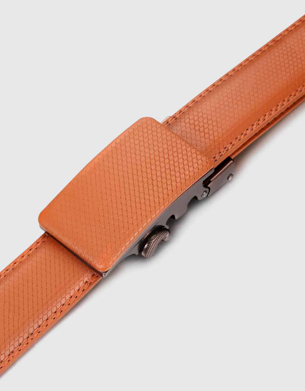 Adjustable from 28" to 44" Waist