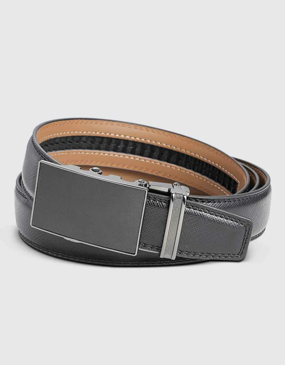 Adjustable from 28" to 44" Waist