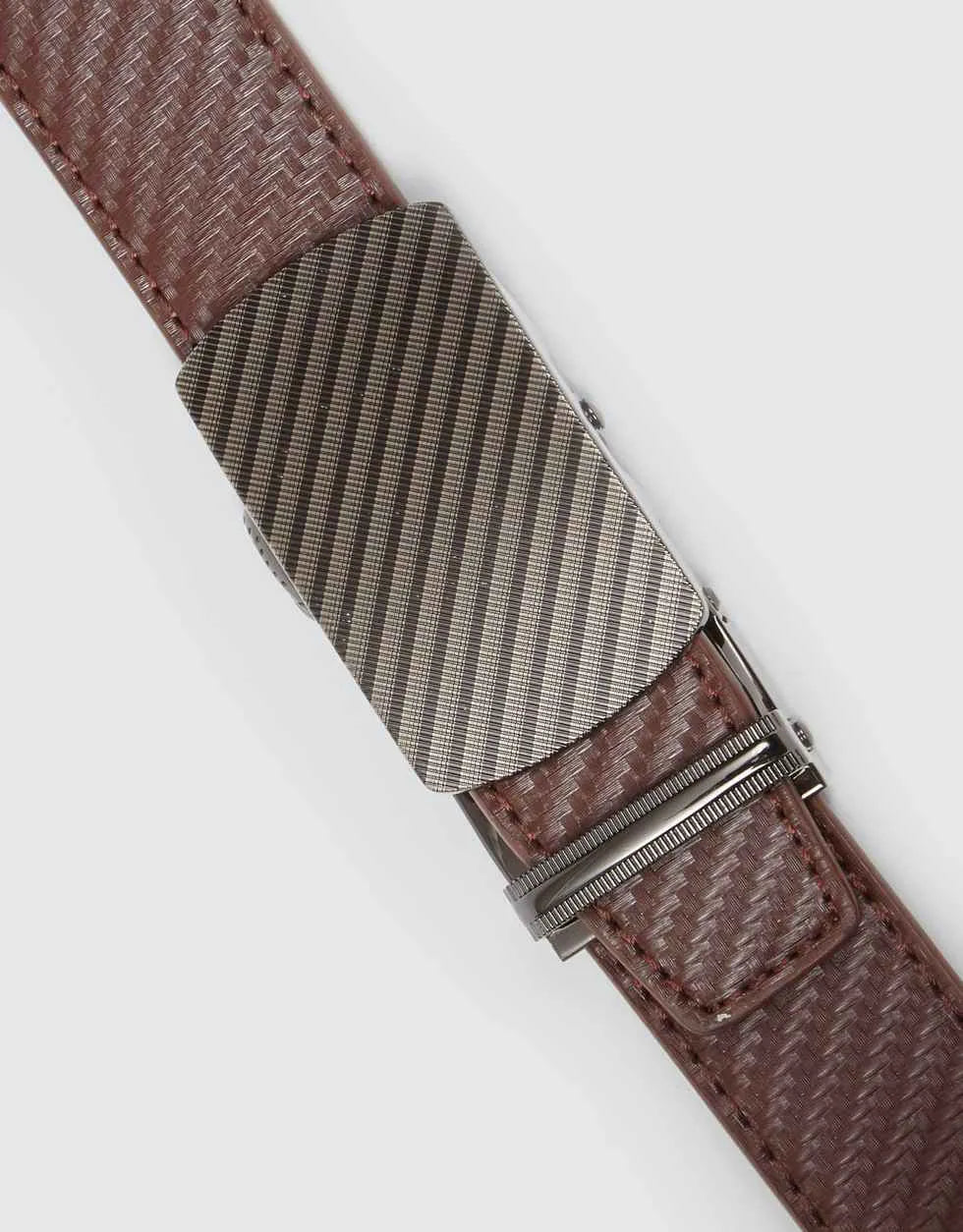 Adjustable from 28" to 44" Waist