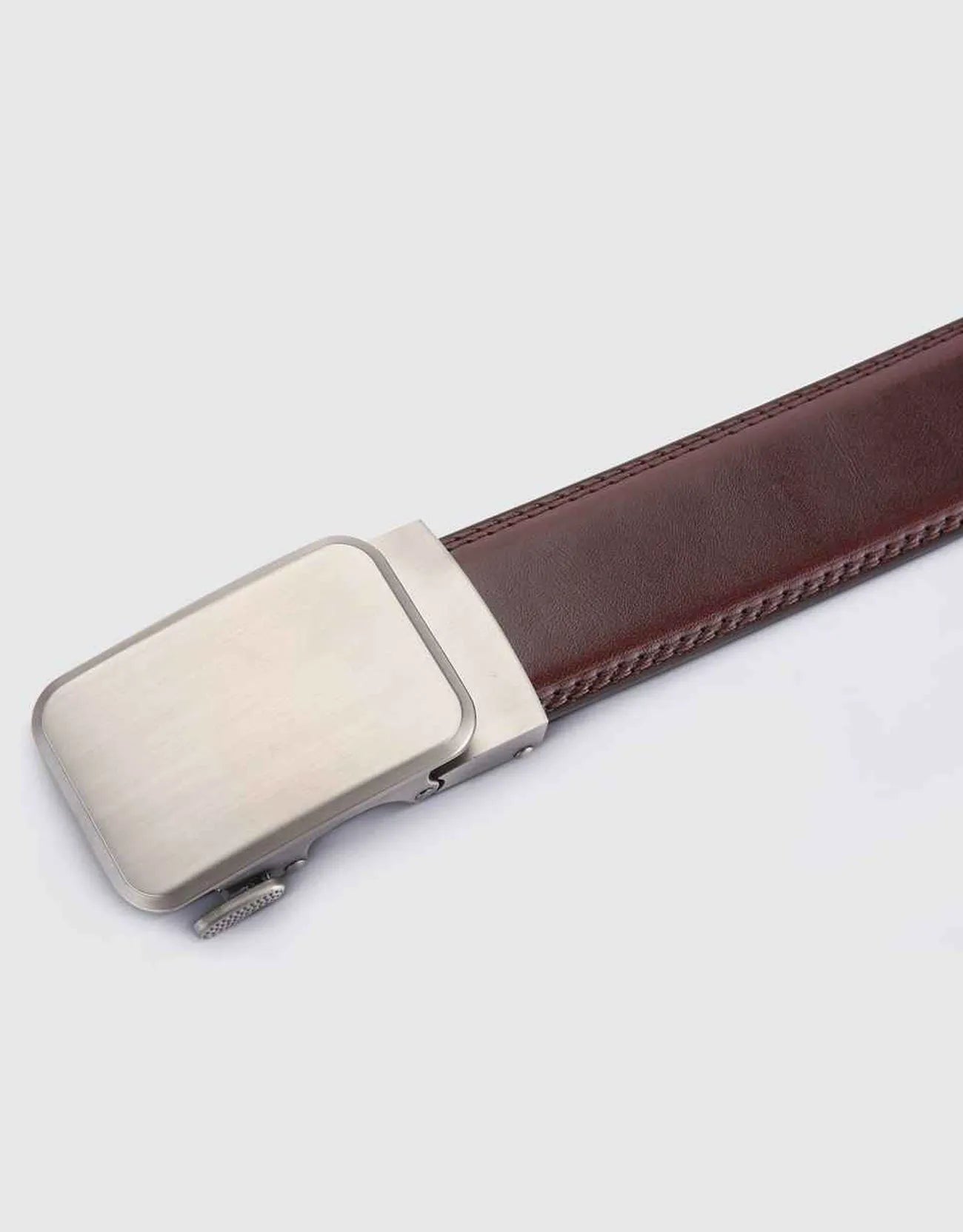 Adjustable from 28" to 44" Waist